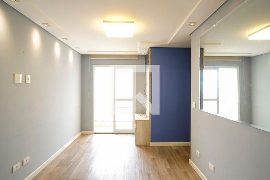 Sala de apartamento para alugar com 2 quartos, 48m² em Santa Maria, São Caetano do Sul