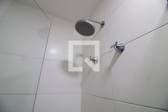 Banheiro de kitnet/studio à venda com 1 quarto, 25m² em Brooklin Paulista, São Paulo