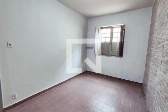 Quarto 1 de casa para alugar com 2 quartos, 60m² em Quintino Bocaiuva, Rio de Janeiro