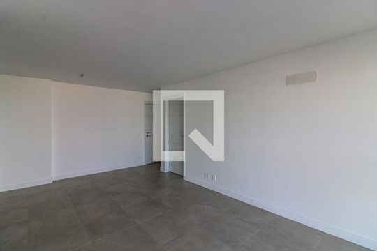Sala de apartamento à venda com 4 quartos, 153m² em Barra da Tijuca, Rio de Janeiro