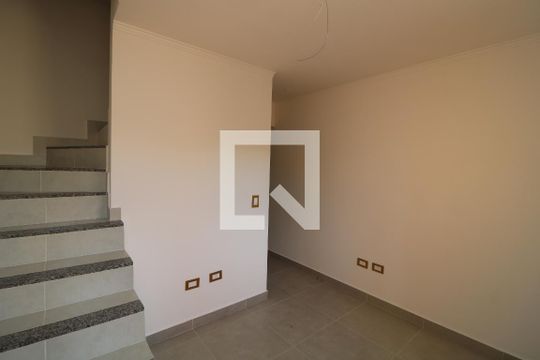 Sala de casa à venda com 2 quartos, 55m² em Vila California, São Paulo