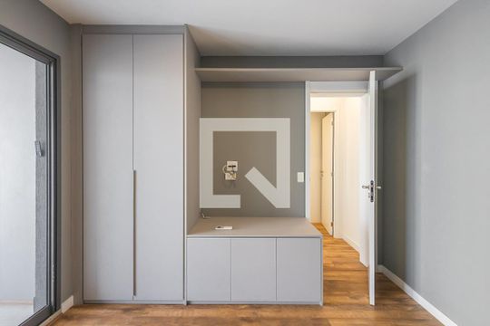 Suíte 1 de apartamento para alugar com 2 quartos, 120m² em Sumarezinho, São Paulo