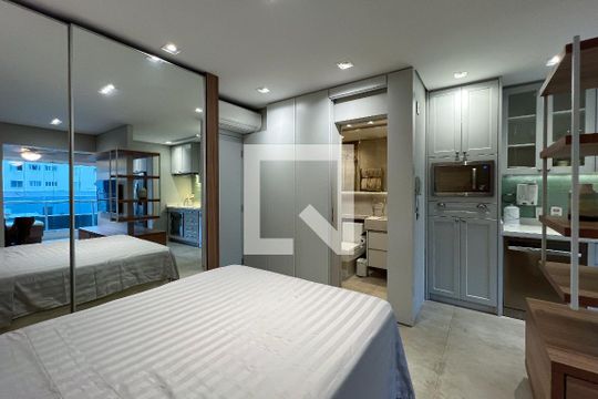 Studio de apartamento à venda com 1 quarto, 37m² em Indianópolis, São Paulo