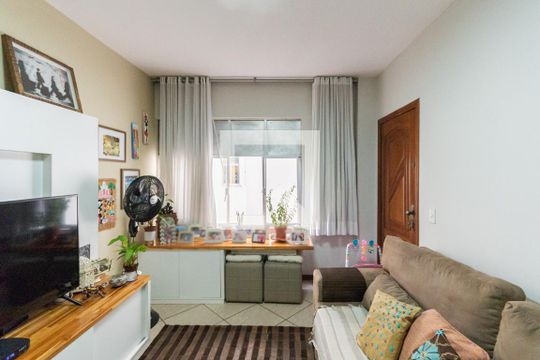 Sala de apartamento à venda com 2 quartos, 60m² em Grajau, Rio de Janeiro