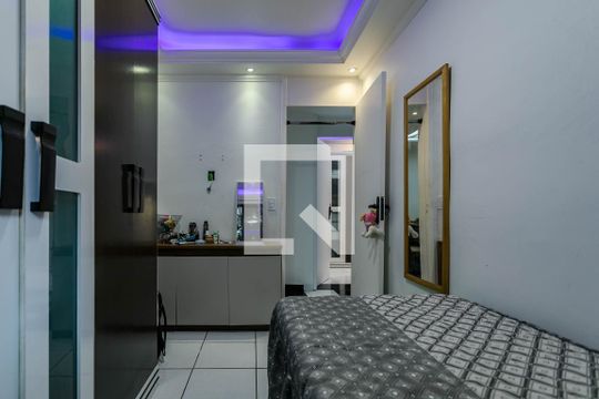 Quarto 3 de apartamento para alugar com 3 quartos, 76m² em Alto Ipiranga, Mogi das Cruzes