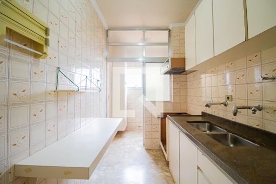 Cozinha de apartamento à venda com 1 quarto, 45m² em Vila Congonhas, São Paulo