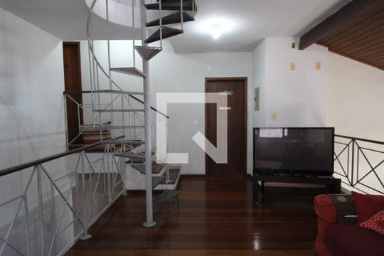 Mezanino de casa à venda com 4 quartos, 493m² em Jacarepaguá, Rio de Janeiro