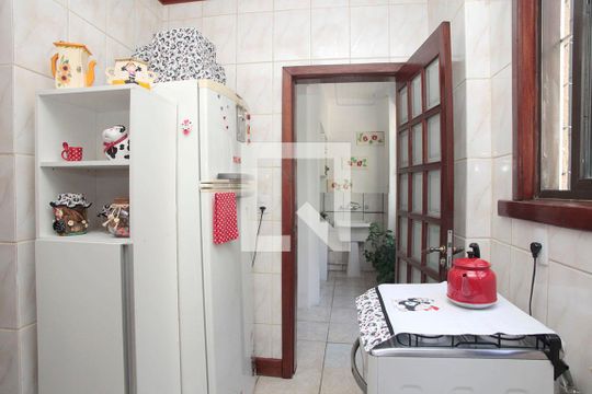 Cozinha + Área de Serviço com Despensa de apartamento à venda com 2 quartos, 110m² em Centro Histórico, Porto Alegre