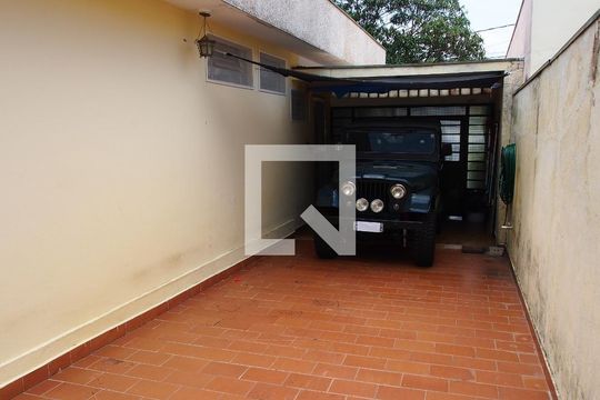 Quintal de casa à venda com 2 quartos, 170m² em Vila Hortolandia, Jundiaí