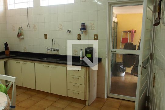 Cozinha de casa à venda com 2 quartos, 170m² em Vila Hortolandia, Jundiaí