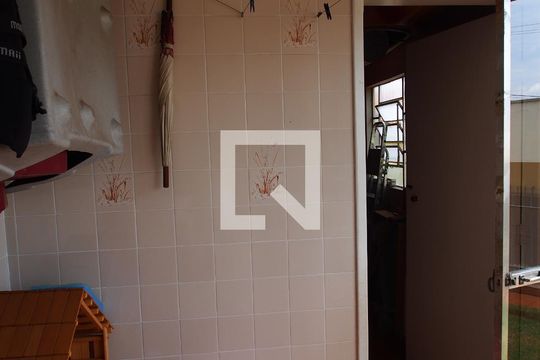Lavanderia de casa à venda com 2 quartos, 170m² em Vila Hortolandia, Jundiaí