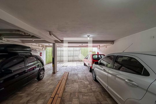 Garagem de apartamento à venda com 3 quartos, 66m² em Jardim Alvorada, Santo André