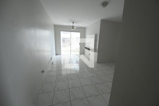 Sala de apartamento para alugar com 2 quartos, 62m² em Vila Brasilia, Goiânia