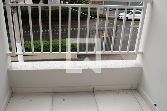 Varanda de casa para alugar com 1 quarto, 40m² em Vila Isolina Mazzei, São Paulo