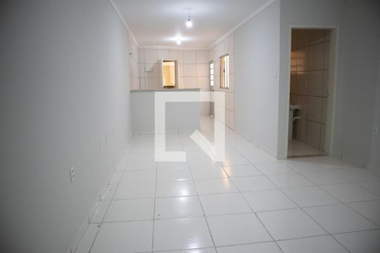 Sala de casa para alugar com 1 quarto, 40m² em Vila Isolina Mazzei, São Paulo