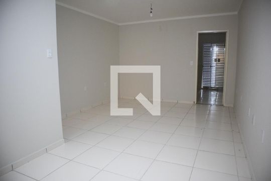 Sala de casa para alugar com 1 quarto, 40m² em Vila Isolina Mazzei, São Paulo