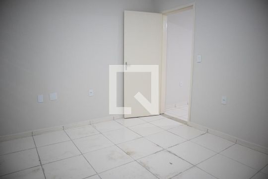 Quarto 1 de casa para alugar com 1 quarto, 40m² em Vila Isolina Mazzei, São Paulo