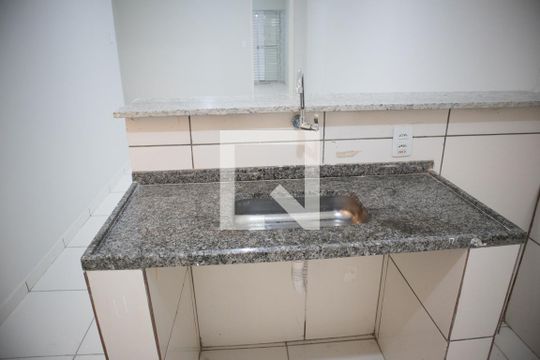 Cozinha de casa para alugar com 1 quarto, 40m² em Vila Isolina Mazzei, São Paulo