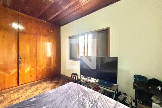 Quarto 1 de casa à venda com 3 quartos, 180m² em Vila Guarani, São Paulo