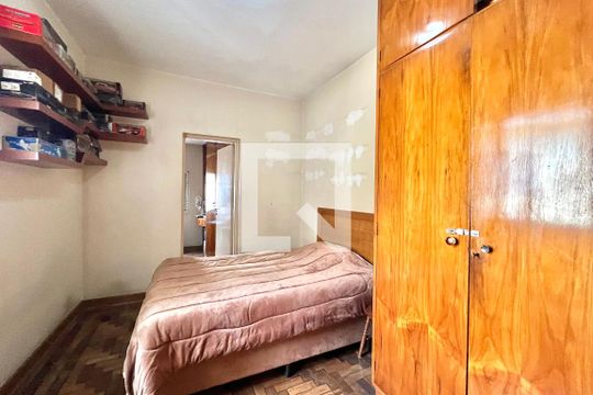 Quarto 2 de casa à venda com 3 quartos, 180m² em Vila Guarani, São Paulo