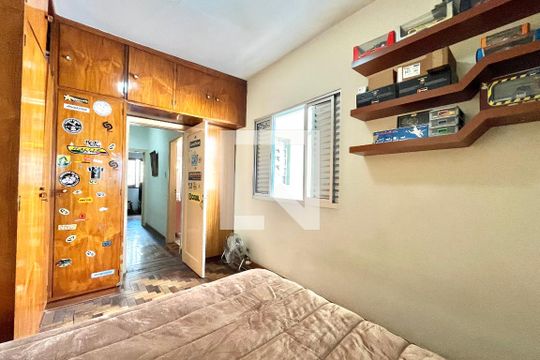 Quarto 2 de casa à venda com 3 quartos, 180m² em Vila Guarani, São Paulo