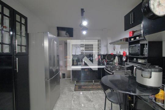 Cozinha de casa à venda com 2 quartos, 130m² em Vila Sao Pedro, São Paulo