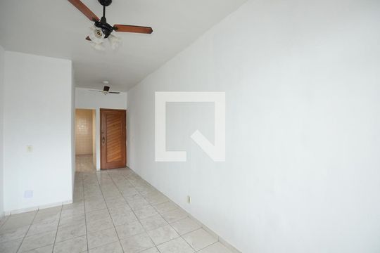 Sala de apartamento à venda com 3 quartos, 65m² em Pilares, Rio de Janeiro