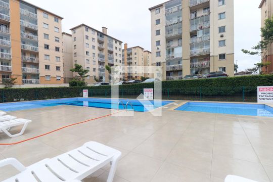 Área comum - Piscina de apartamento para alugar com 2 quartos, 54m² em Capão Raso, Curitiba