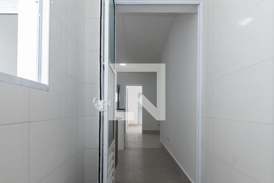 Lavanderia de apartamento para alugar com 1 quarto, 28m² em Vila Santo Estefano, São Paulo