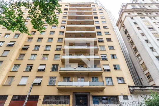 Fachada  de apartamento para alugar com 1 quarto, 49m² em Centro Histórico de São Paulo, São Paulo