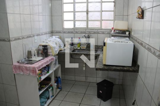 Cozinha de casa à venda com 3 quartos, 173m² em Pindorama, Belo Horizonte