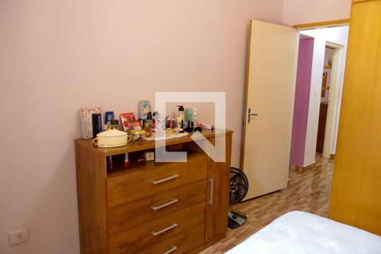 Quarto 2 de casa à venda com 3 quartos, 227m² em Pestana, Osasco