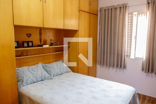 Quarto 2 de casa à venda com 3 quartos, 227m² em Pestana, Osasco