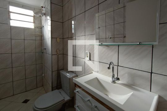Banheiro  de apartamento à venda com 2 quartos, 47m² em Jardim Amazonas, Campinas