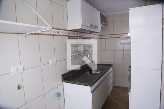 Cozinha de apartamento à venda com 2 quartos, 45m² em Vila Portugal, São Paulo