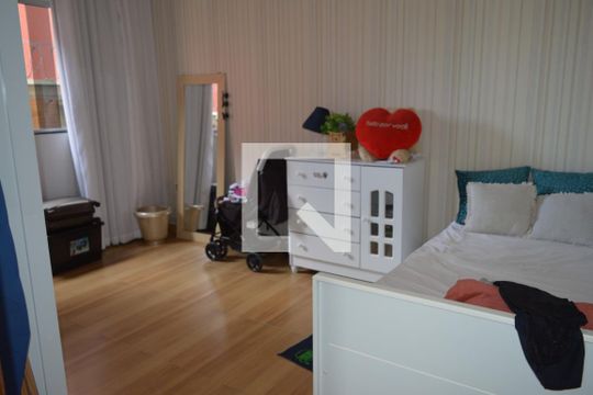 Quarto 1 de casa à venda com 2 quartos, 240m² em Tropical, Contagem