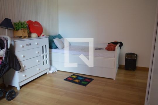 Quarto 1Quarto 1 de casa à venda com 2 quartos, 240m² em Tropical, Contagem