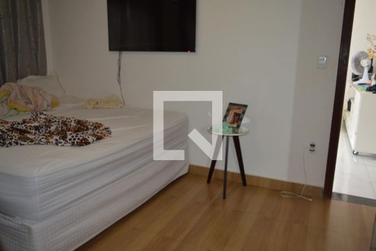 Quarto 1Quarto 2 de casa à venda com 2 quartos, 240m² em Tropical, Contagem