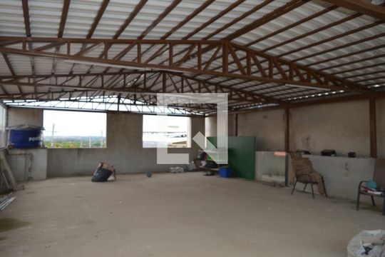 Área Externa de casa à venda com 2 quartos, 240m² em Tropical, Contagem