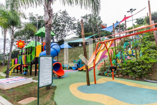 Área comum - Playground de casa de condomínio à venda com 5 quartos, 370m² em Residencial Tres (tambore), Santana de Parnaíba
