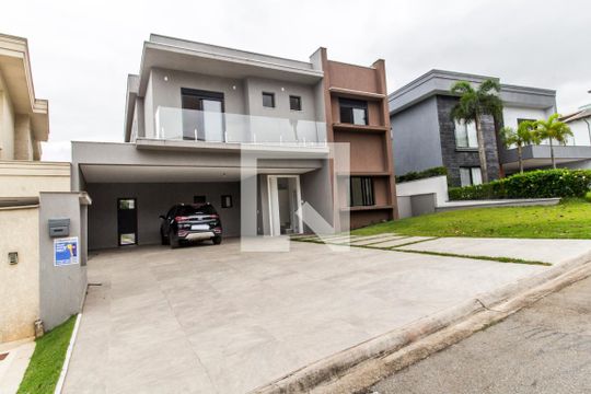 Garagem de casa de condomínio à venda com 5 quartos, 370m² em Residencial Tres (tambore), Santana de Parnaíba