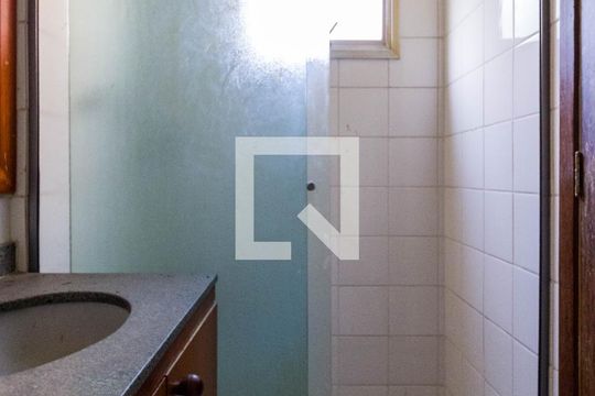 Banheiro da Suíte de apartamento à venda com 3 quartos, 100m² em Vila Andrade, São Paulo