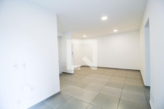 Sala de apartamento para alugar com 2 quartos, 72m² em Vila Jardini, Sorocaba