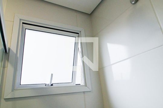 Banheiro da Suíte de apartamento para alugar com 2 quartos, 72m² em Vila Jardini, Sorocaba