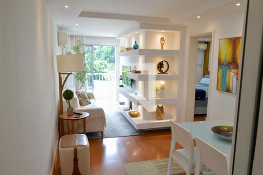 Apartamento à venda com 2 quartos, 60m² em Tanque, Rio de Janeiro