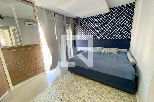Quarto 1 de casa para alugar com 4 quartos, 240m² em Harmonia, Canoas