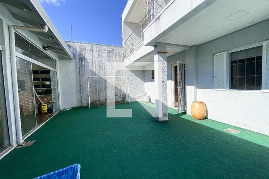 Área comum de casa para alugar com 4 quartos, 240m² em Harmonia, Canoas