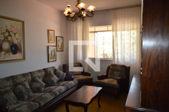 Casa à venda com 4 quartos, 248m² em Ipiranga, São Paulo