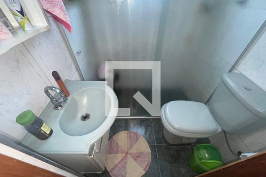 Banheiro da Suíte de casa à venda com 5 quartos, 200m² em Burgo Paulista, São Paulo