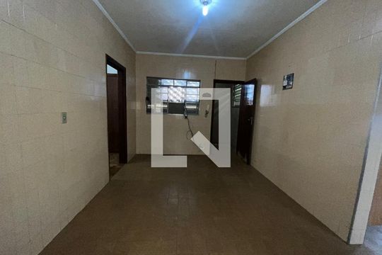 Cozinha 3 de casa à venda com 5 quartos, 200m² em Burgo Paulista, São Paulo